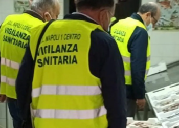 NAPOLI alimenti pericolosi ASL