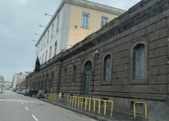 Poggioreale, detenuto morto in carcere: trovato senza vita in bagno