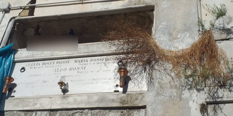 Cimitero Napoli