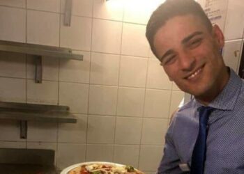 Precipita dal balcone di casa: 36enne muore per le ferite riportate