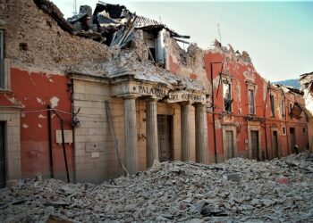 Terremoto a L’Aquila, sentenza choc:”anche colpa delle vittime se sono morte. Sarebbero dovute uscire di casa”