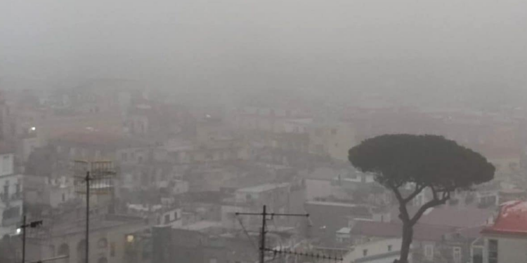 Napoli Nebbia