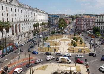 Napoli Piazza Carlo III