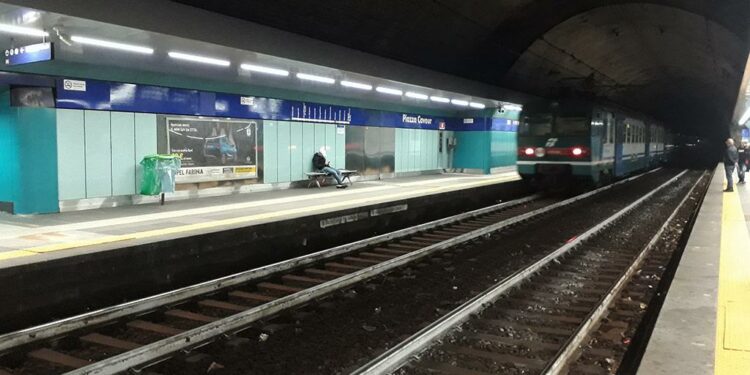 Napoli metropolitana piazza cavour