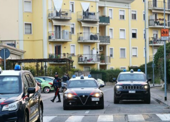 Papa barricato brescia