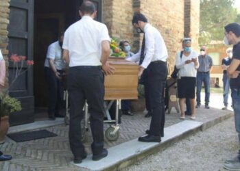 Medico ucciso: figlio e badante accusati di averlo avvelenato