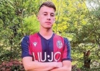 In coma per scambio di persona, arrestata 17enne e sua madre:”bel pugno”