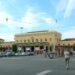 Ragazzo di 16 anni accoltellato in stazione: è grave