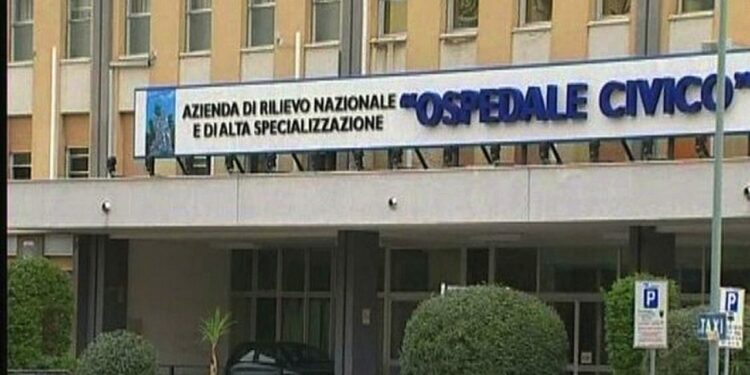 Scompare dal pronto soccorso: trovato morto nei viali dell’ospedale