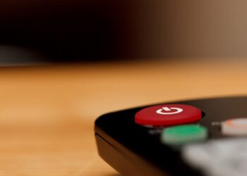 Streaming illegale, sgominata banda del pezzotto: bloccati 900mila utenti