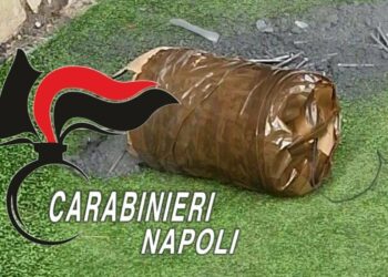 Bomba ripiena di chiodi piazzata fuori ad un autonoleggio: ipotesi racket