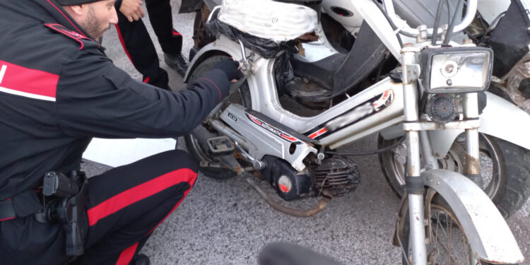 Maxi-sequestro di scooter a Calvizzano: Carabinieri multano per 17mila euro