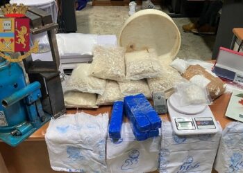 trovata droga in casa di un ragazzo