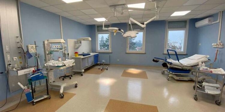 Ginecologo esercitava abusivamente la sua professione: così ridusse un neonato disabile