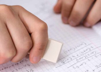 Bambina Gomma Cancellare Sarno