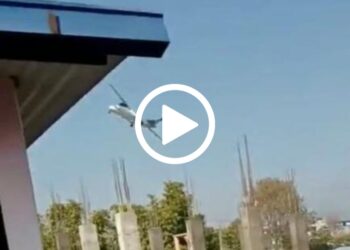 Tragedia in Nepal: aereo precipita con 72 persone a bordo