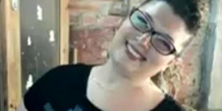 Avvelenò il marito uccidendolo, condannata a 30 anni: la disperazione della madre della vittima