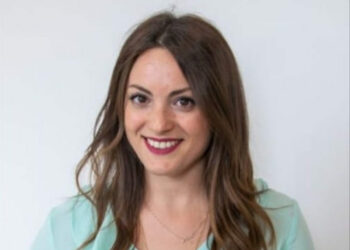 Uccisa dall’ex davanti agli occhi del fratello: l’uomo non accettava la fine della relazione