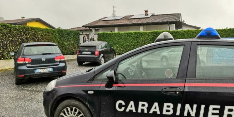 muore da solo in casa