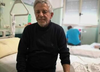 Perde tre dita della mano per aver acceso un petardo