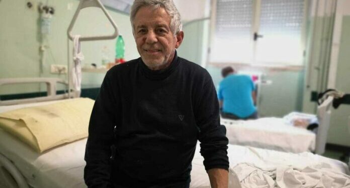 Perde tre dita della mano per aver acceso un petardo