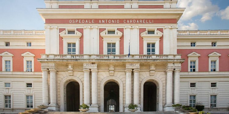 Grave incidente autostradale: chirurgo del Cardarelli finisce ricoverato