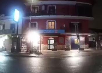 Ex soldati registrati durante una rapina: sequestravano le persone negli appartamenti