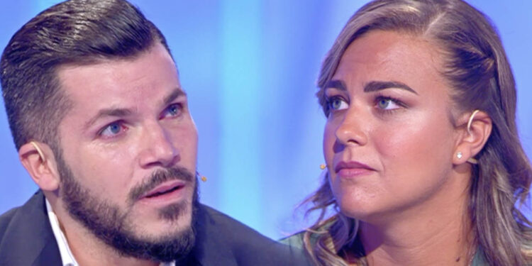 C’è Posta Per Te: Giovanni tradisce la moglie con la cugina