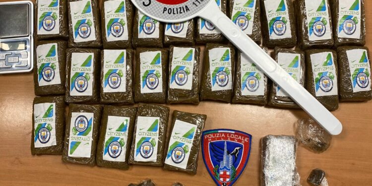 Polizia Locale di Milano arresta Cittadino Bollatese, le indagini coinvolgono i Comandi di Bollate e Senago.