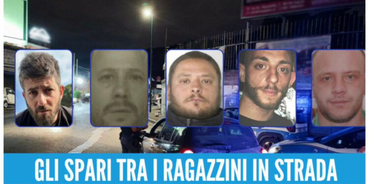 Agguato tra la folla a Pianura