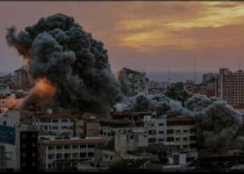 Israele sotto attacco: missili di Hamas