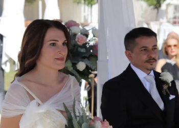 Emanuele e Maura: Lui era una donna, lei un uomo, si sono sposati.