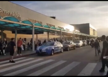 Allarme bomba all’aeroporto di Olbia, scalo evacuato