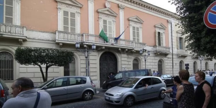 Carcere Airola, momenti di tensione: incendio e tentativo di evasione