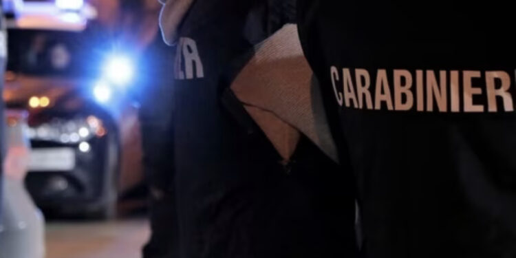 Chiedono il pizzo perché appartenenti al clan dei casalesi