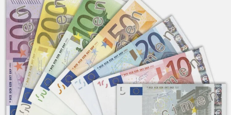 Soldi per superare concorsi, due sindacalisti tra i 5 indagati