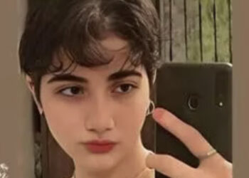 Picchiata dalla polizia morale. È morta Armita Geravand la 16enne iraniana in coma da un mese .