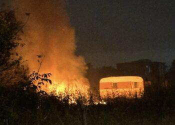 Spaventoso incendio divampato sulla A1