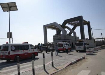 Bimba italiana supera il valico di Rafah con la mamma: ora sono in Egitto