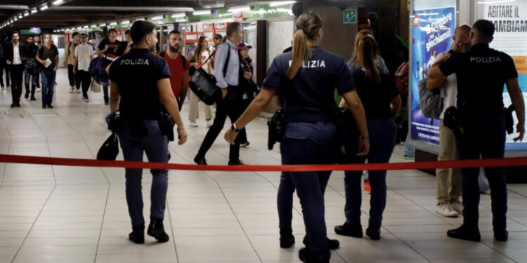 Milano è stato arrestato un algerino ricercato per terrorismo.