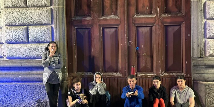 San Giorgio a Cremano: intera famiglia sfrattata e lasciata per strada