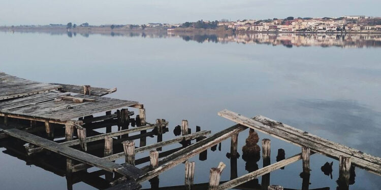 Maltempo in Campania: Napoli, esonda il Lago Patria