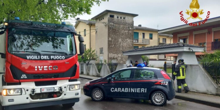 Principio d’incendio in un ospedale di Frattamaggiore