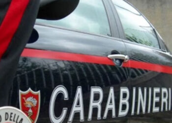 Accoltellato durante una rapina a Napoli