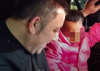 “Bella” la piccola di un anno e mezzo lasciata per strada con la mamma, trascorrerà un Natale sereno