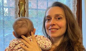 “Sono costretta a dimettermi da consigliere comunale, devo scegliere l’essere mamma”