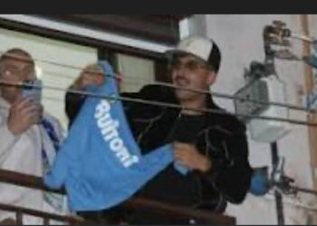 Ritorno a casa trionfale per il rapper napoletano