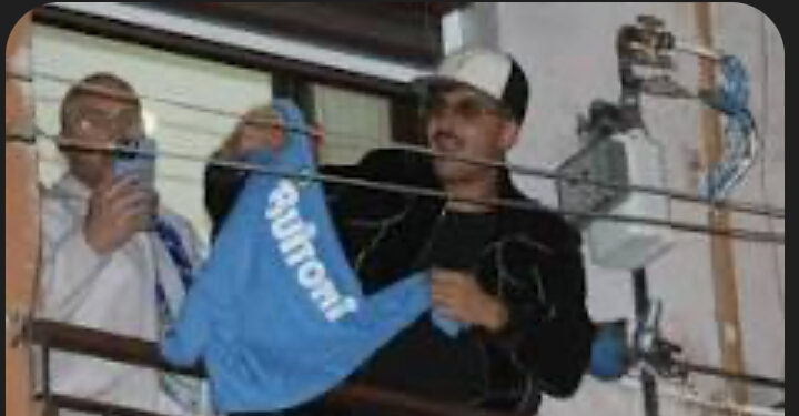 Ritorno a casa trionfale per il rapper napoletano