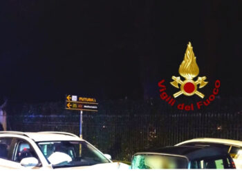 Si scontra con un’auto nel centro di Avellino, grave un sedicenne