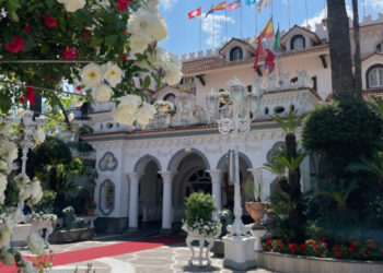 Il Castello  delle Cerimonie, dopo la decisione della Corte di Cassazione arrivano le prime disdette